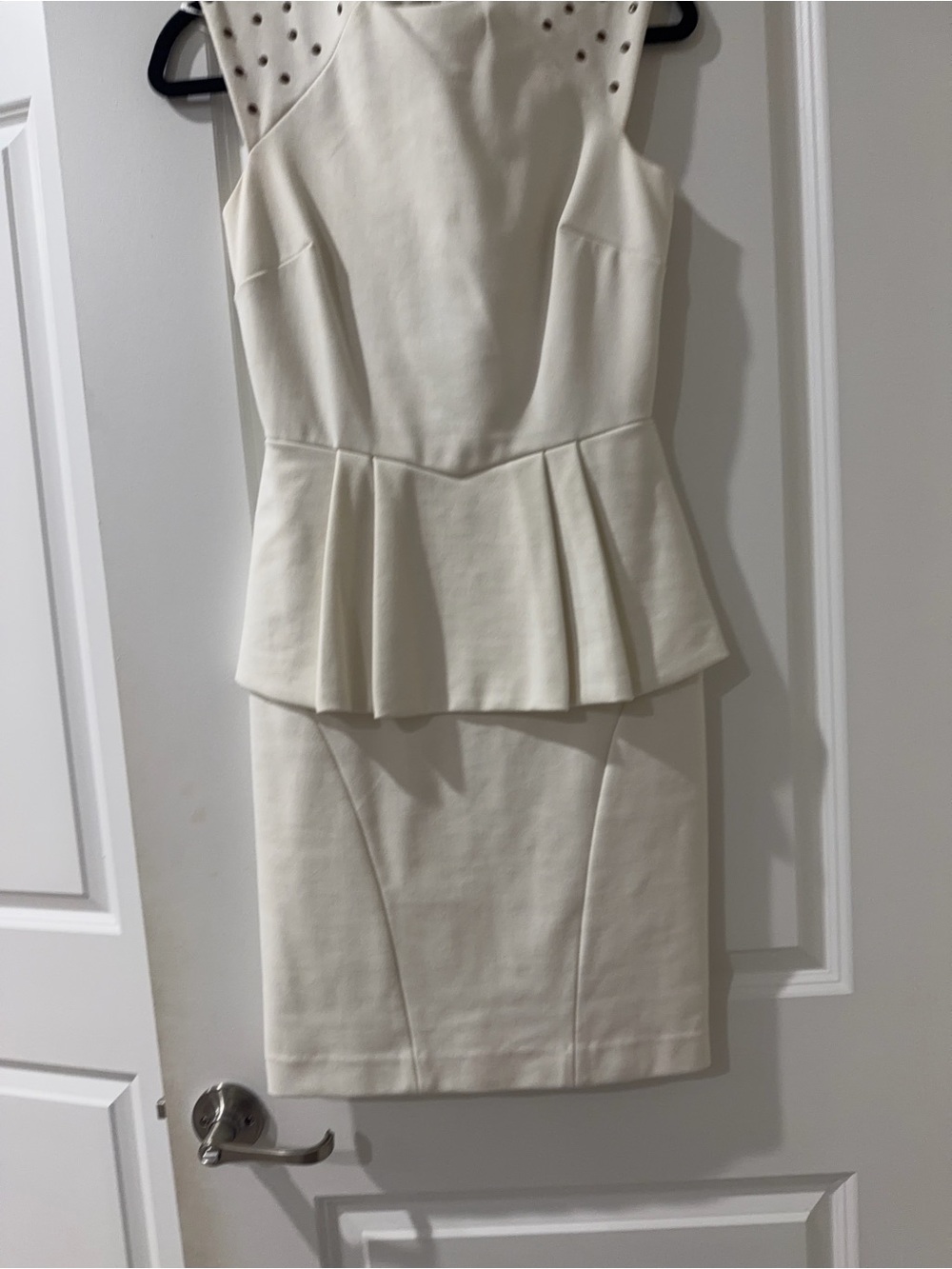 Jessica Simpson Cream Peplum Sheath Dress